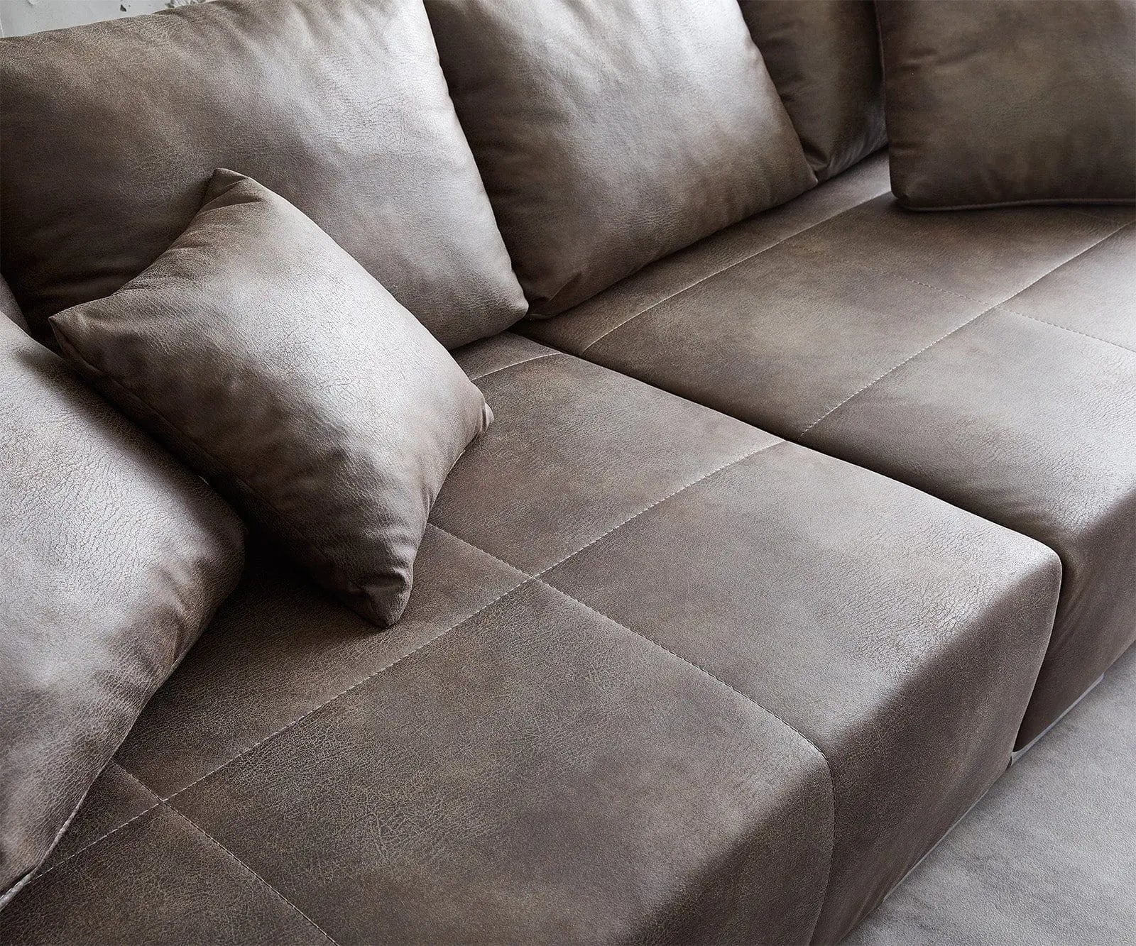 Canapea extensibilă dumonde cu ladă de depozitare si sezut confortabil din spuma high-density, Marbela Tobago Brown XXL 295x100 cm